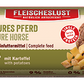 Pures Pferd mit Kartoffel